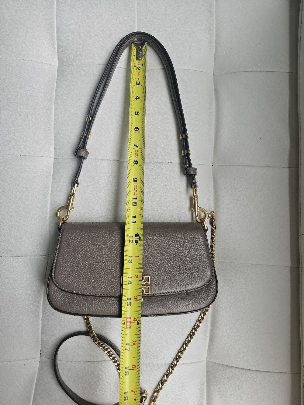 Authentic Tory Burch Taupe Pebbled Leather Crossbody with Gold Hardware - Picture 12 of 15